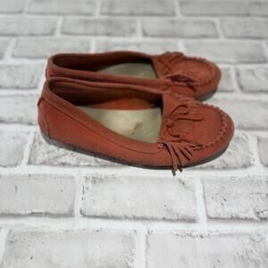 Minnetonka‎ Kilty Moccasins Women's Size 7.5 Suede Pink Coral Slippers Sole